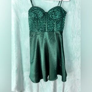 Lulus homecoming dress